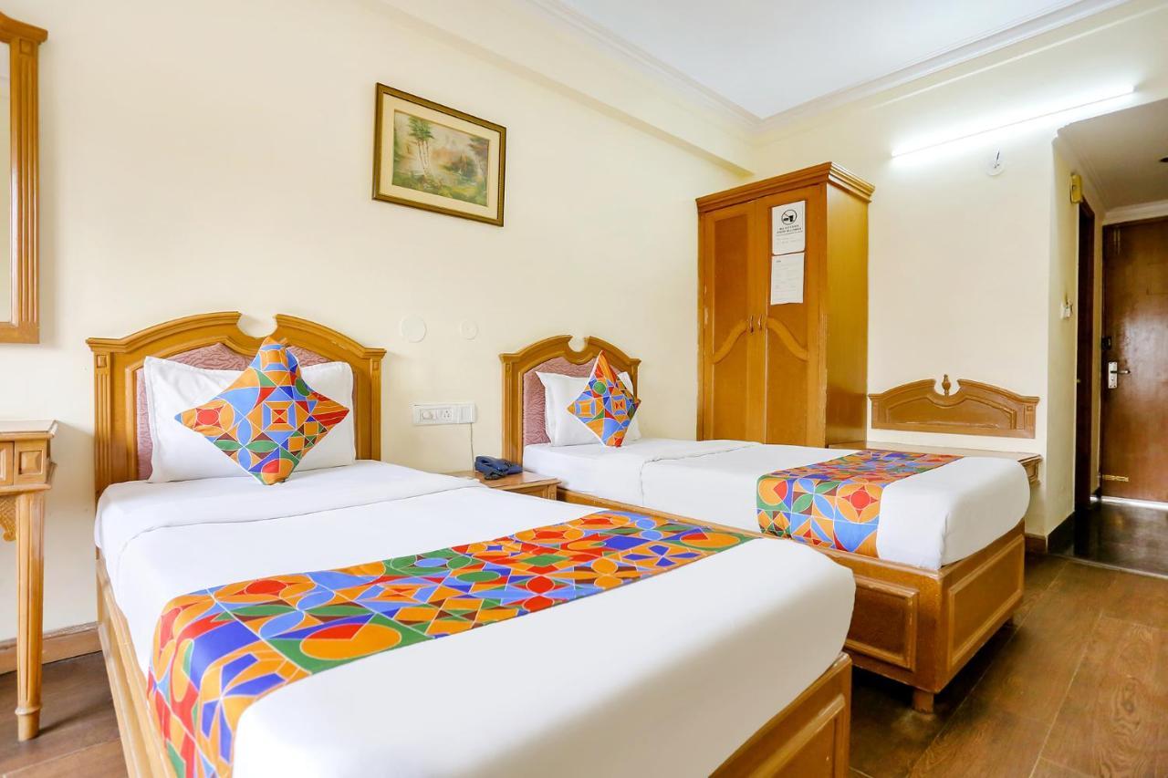 Fabhotel Altus คูร์เคาน์ ภายนอก รูปภาพ
