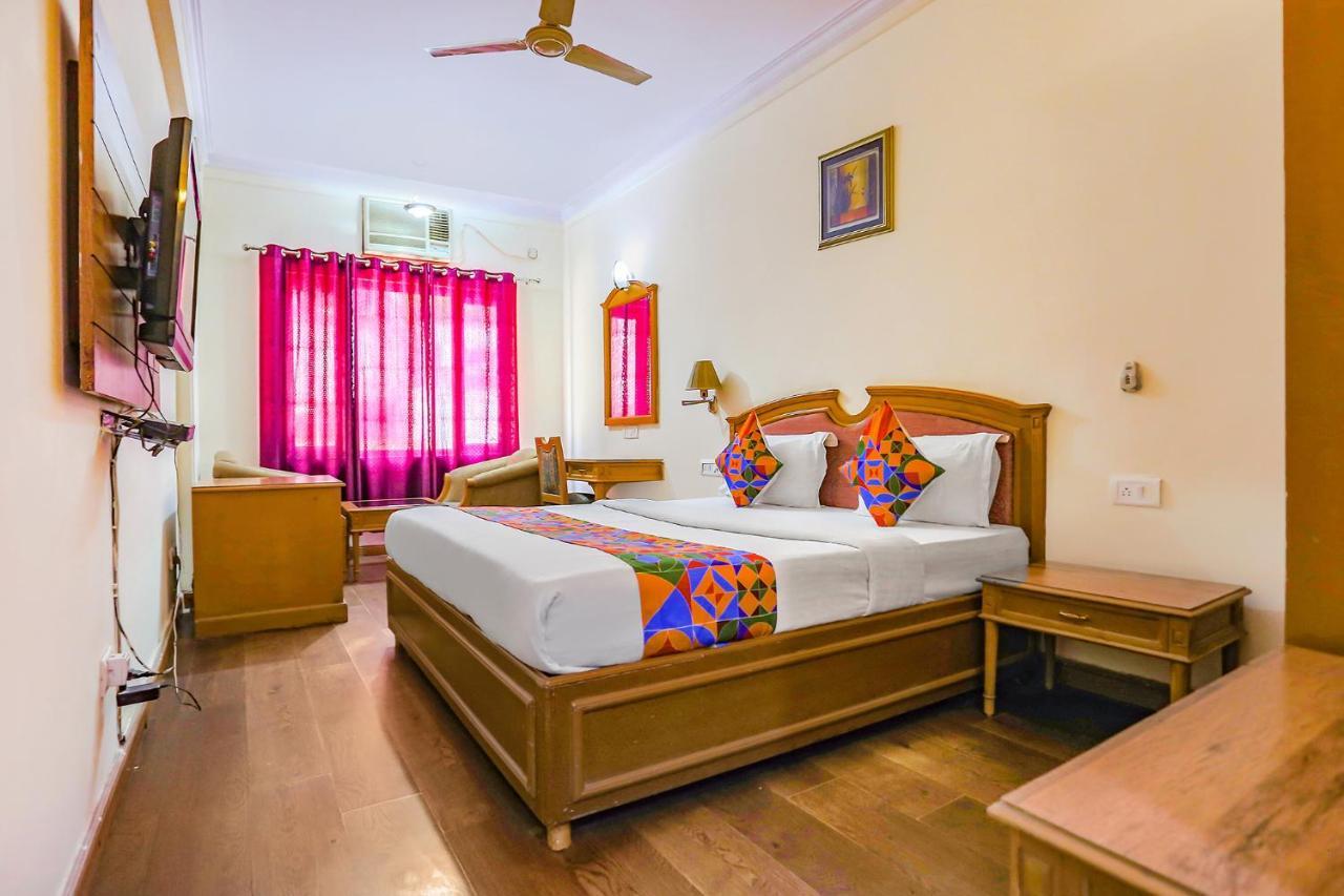 Fabhotel Altus คูร์เคาน์ ภายนอก รูปภาพ